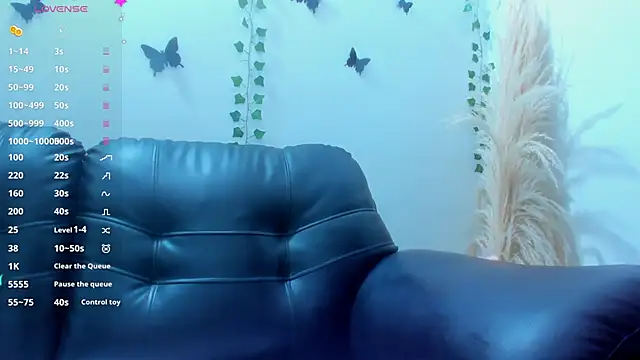 Amani Bakir online show from October 15, 11:46 am