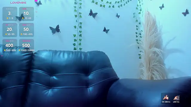 Amani Bakir online show from December 3, 1:02 pm