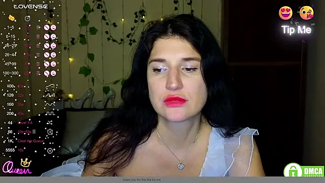 Alianna Solo Kisses online show from February 10, 12:30 pm