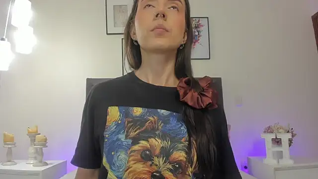 helen mooree online show from June 16, 12:39 pm