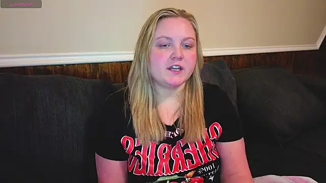 PhatAssBlond online show from March 1, 10:53 pm