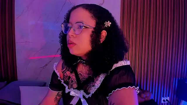 Emiilycollins online show from October 26, 2:51 am