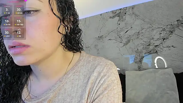 LIZ HOLMES online show from October 29, 11:03 am