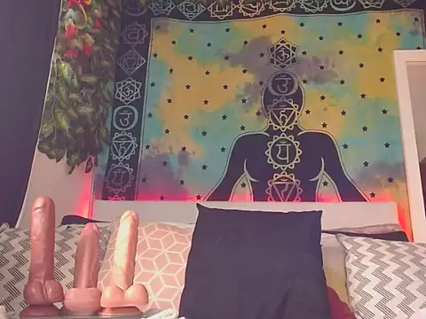 chanel 1041 online show from February 10, 9:51 pm