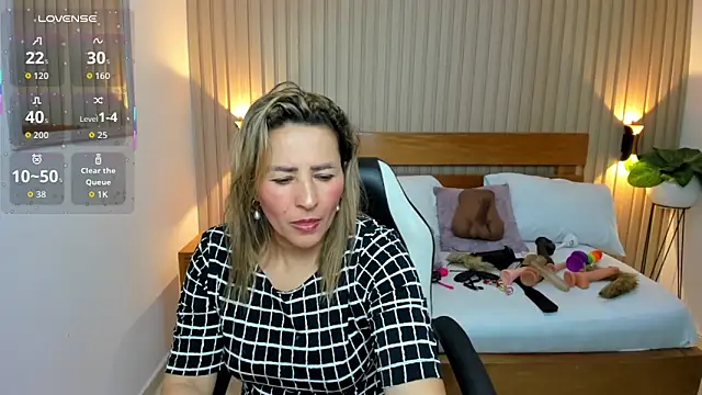luciana ballesteros  online show from June 15, 12:05 pm