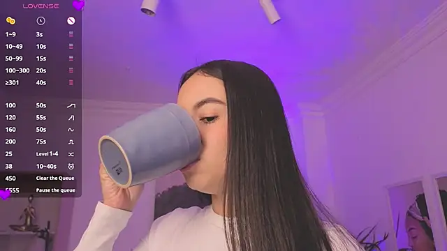 Aleejaa   online show from March 14, 12:17 pm