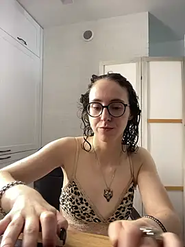 MartiniiSelenna online show from August 1, 6:15 am