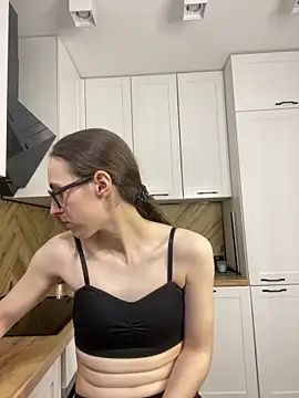 Snapshot of MartiniiSelenna chatting on October 12, 7:44 am MartiniiSelenna online show from October 12, 7:44 am