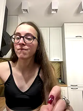 Snapshot of MartiniiSelenna chatting on October 16, 8:17 am MartiniiSelenna online show from October 16, 8:17 am