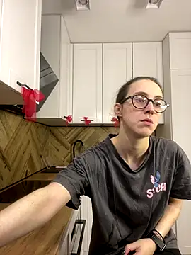 MartiniiSelenna online show from December 18, 6:51 am