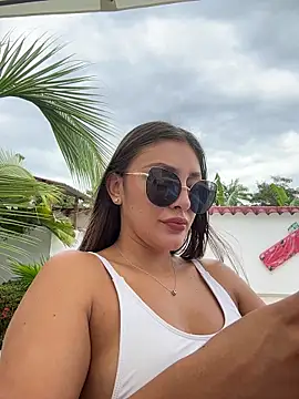 Rose-euphoria online show from October 24, 1:40 pm