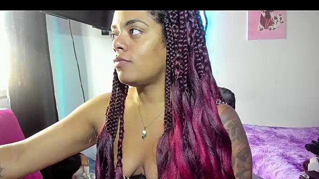 ladyrd1 online show from December 16, 9:20 pm