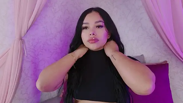 MarianaGarciaa   online show from July 23, 7:33 pm