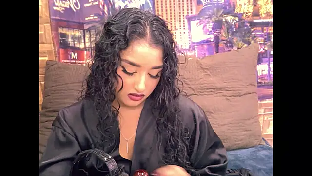 IndianAngel4u online show from July 4, 7:15 am