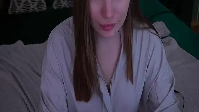 IceDanielles online show from November 14, 2:39 pm