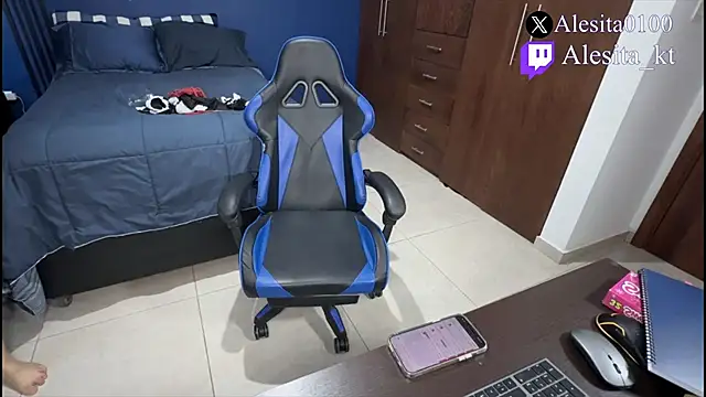 Ales Kitten online show from October 13, 6:10 pm