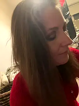 Lwhite1 online show from November 27, 4:43 pm