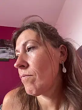 Lwhite1 online show from July 26, 2:14 pm
