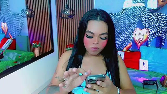 KayleighDreams  online show from July 10, 3:34 pm