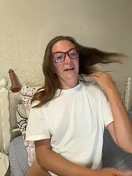 BeatriceTender online show from July 29, 8:42 pm