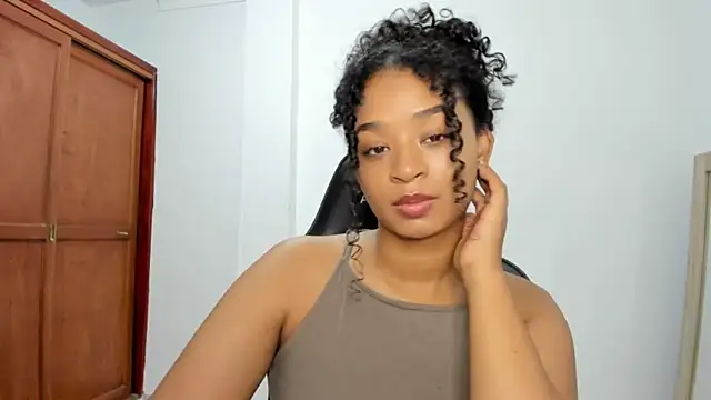 Tammy-Bliss online show from February 20, 1:59 am