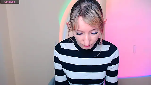 AmandaSell online show from July 10, 8:15 am