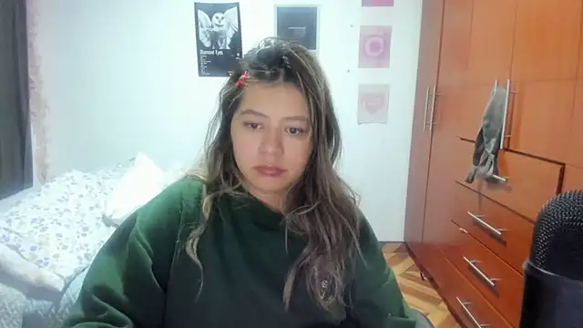 StephaniFox online show from May 1, 2:59 am