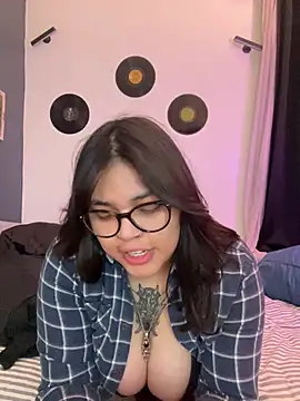 miacanela xo online show from March 7, 2:29 am