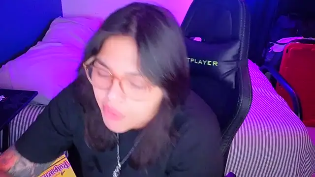 miacanela xo online show from February 16, 2:22 am