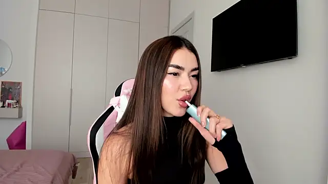 Shineel online show from January 15, 6:19 am