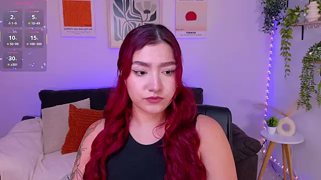 ViolettCastel online show from May 13, 8:47 pm