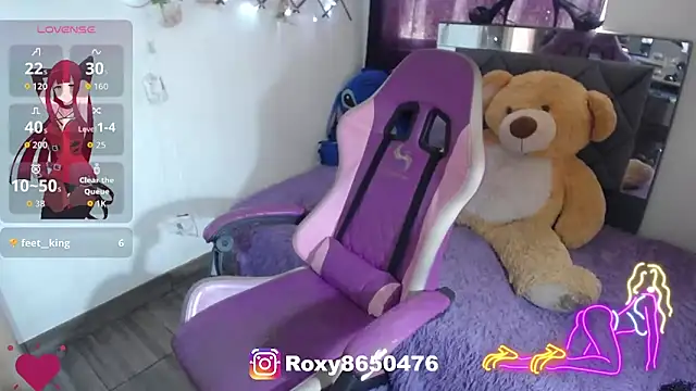 roxy roxxan online show from June 13, 7:33 pm