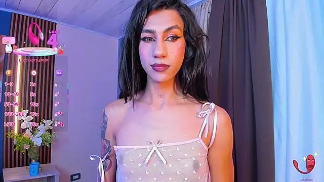 Snapshot of sofiaa_grey_ chatting on October 16, 2:30 pm sofiaa grey online show from October 16, 2:30 pm
