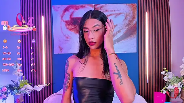 Snapshot of sofiaa_grey_ chatting on September 29, 1:49 pm sofiaa grey online show from September 29, 1:49 pm