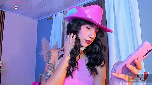 Snapshot of sofiaa_grey_ chatting on October 17, 2:31 pm sofiaa grey online show from October 17, 2:31 pm