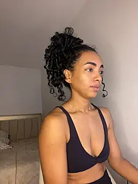 nicoleebony1 online show from June 27, 4:35 pm