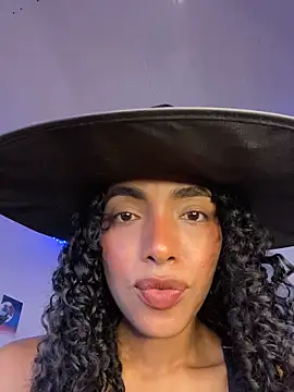 nicoleebony1 online show from October 31, 8:57 pm