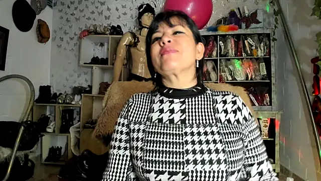 Erlinda-engel online show from October 21, 11:58 am