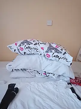 black sexy queen online show from July 29, 11:54 am