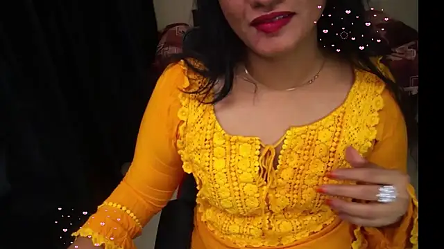 Arushisingh8888 online show from July 7, 2:09 pm
