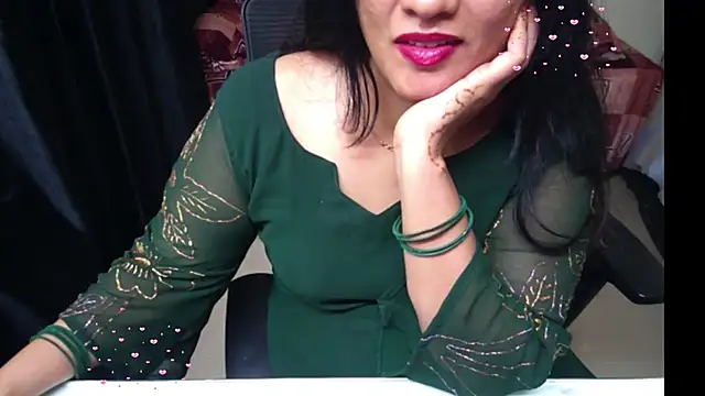 Arushisingh8888 online show from June 27, 1:06 pm