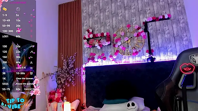 Neko Misaki online show from September 15, 12:13 pm