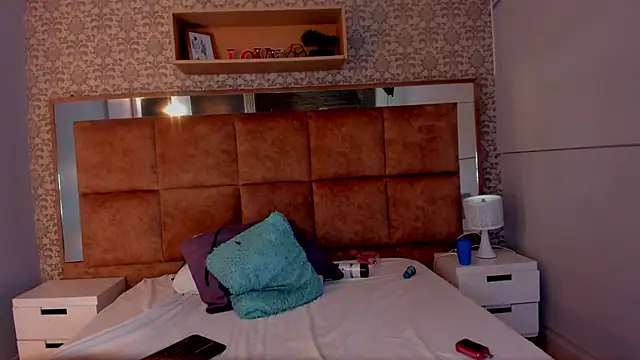 Samantha cp  online show from November 14, 3:01 pm