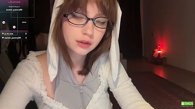electric babe online show from July 3, 8:04 pm