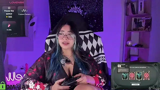 sweetcoralinee online show from March 12, 11:40 pm