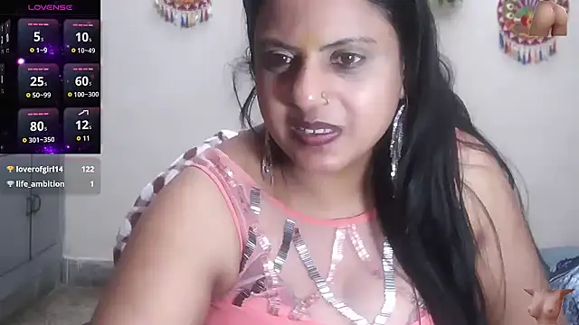 Snapshot of Sexy_komolika chatting on September 13, 5:43 pm Sexy komolika online show from September 13, 5:43 pm