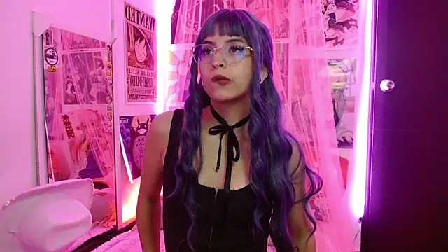 Snapshot of Kind_Scarlett chatting on October 1, 6:07 am Kind Scarlett online show from October 1, 6:07 am