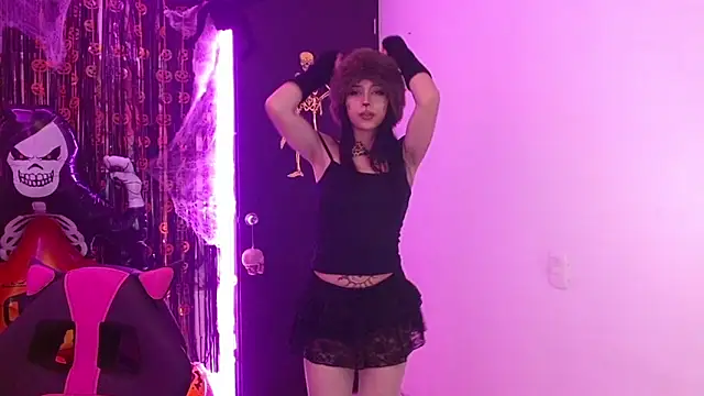 Snapshot of Kind_Scarlett chatting on October 29, 3:00 am Kind Scarlett online show from October 29, 3:00 am