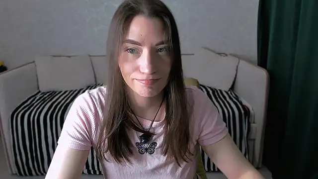 pussyhome2407 online show from May 6, 8:02 pm