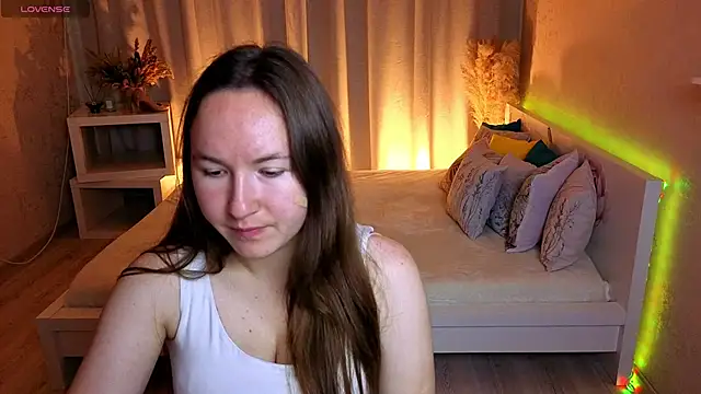 Little doll meow online show from October 1, 3:11 am